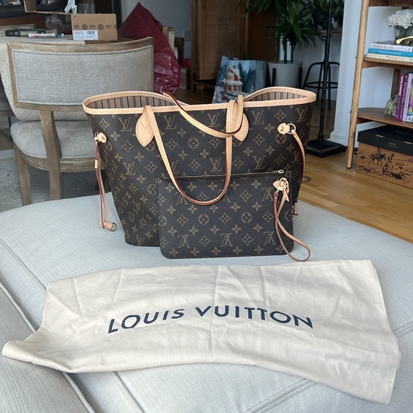 Louis Vuitton Neverfull MM *Authentic* - Picture 3 of 7